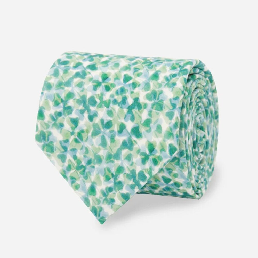 NWT Bonobos tie in Liberty printed cotton lawn in Lucky Clover green